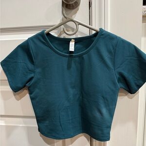 Ptula Cropped Tee